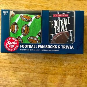 Football socks & trivia set